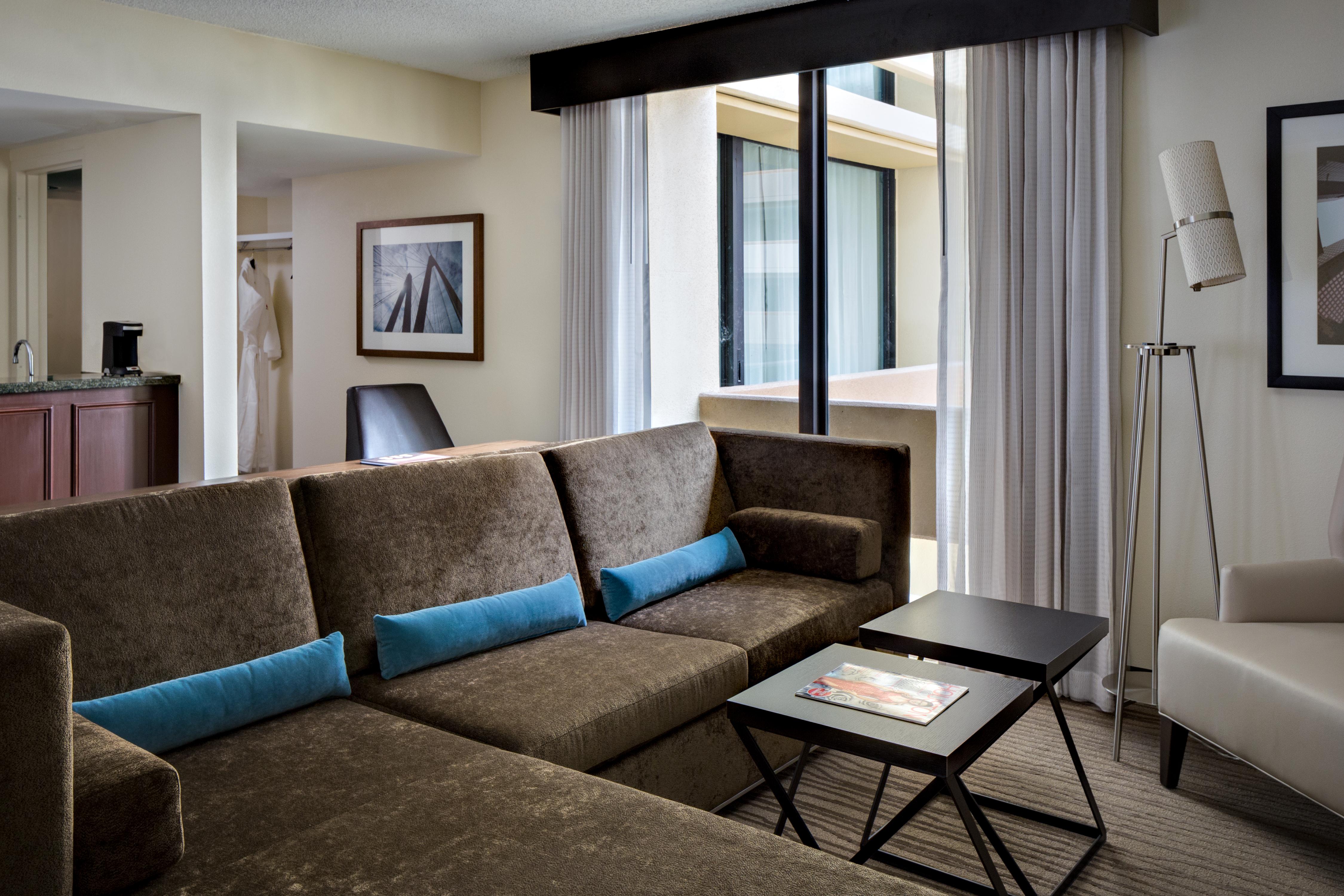 One-Bedroom King Suite