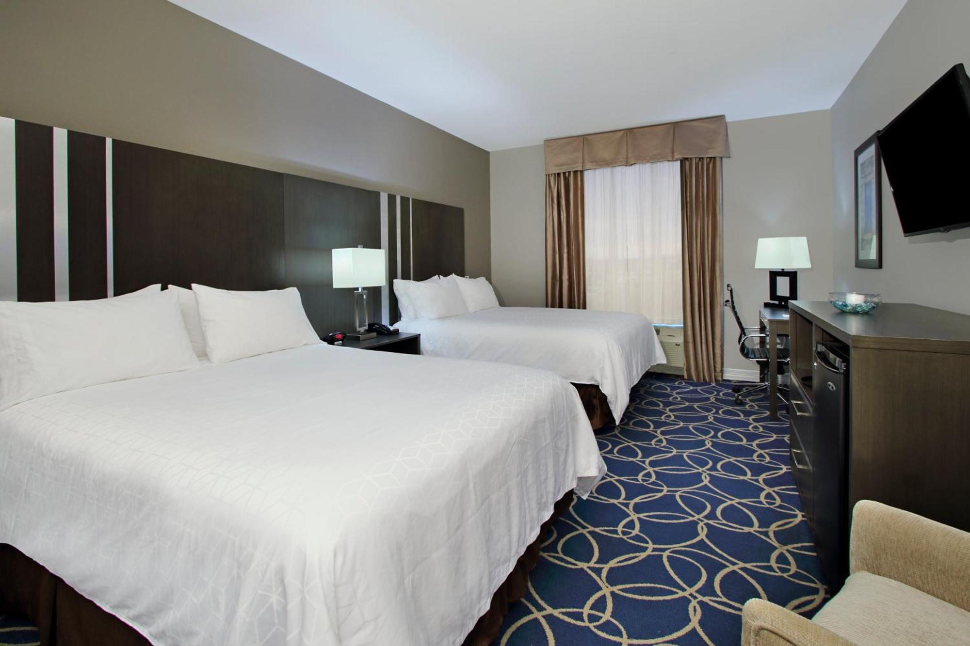 Room Two Beds Hearing Accessible Non-Smoking