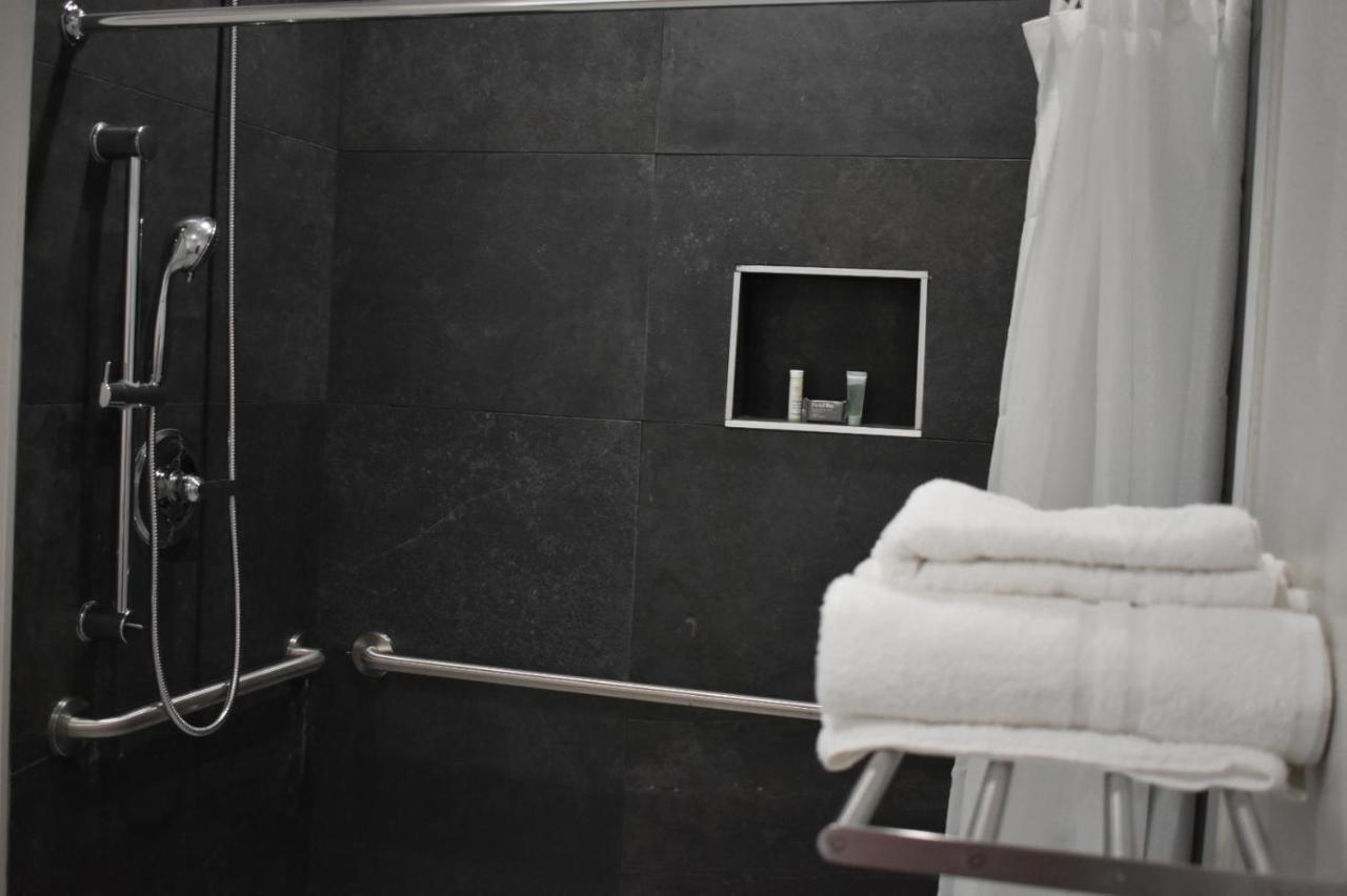 Queen Room Disability Access