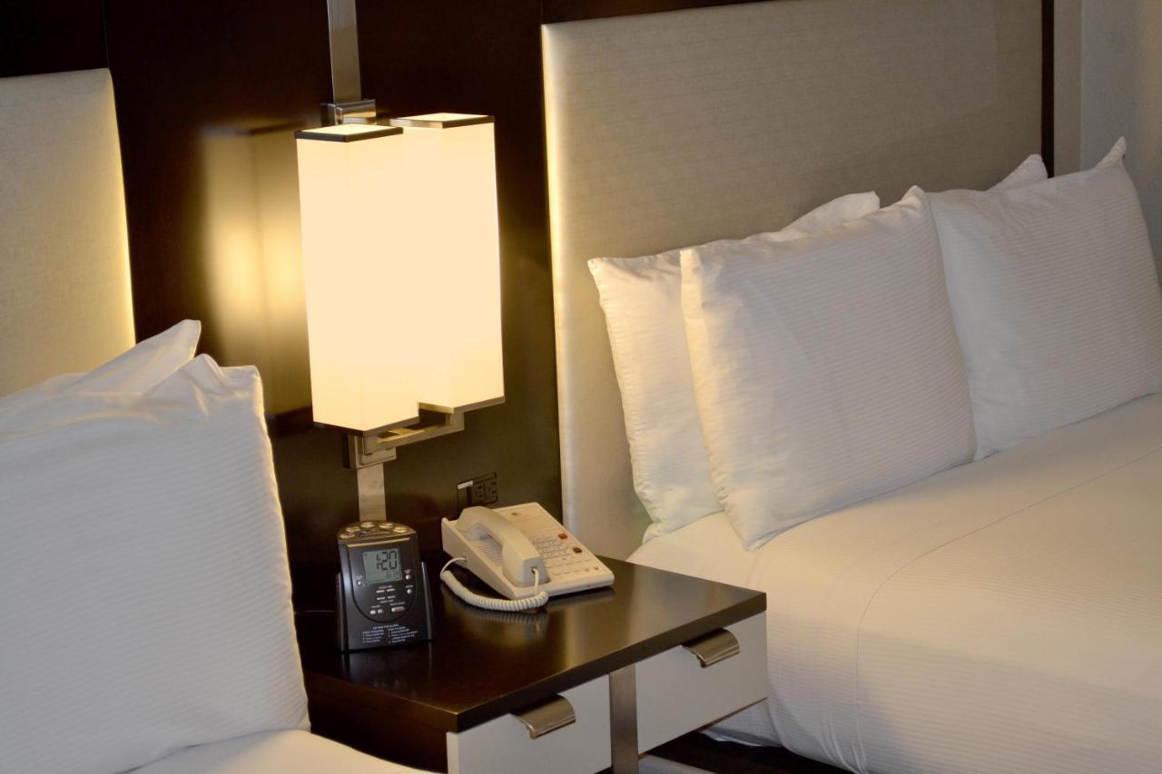 Double Room Two Double Beds Non-Smoking
