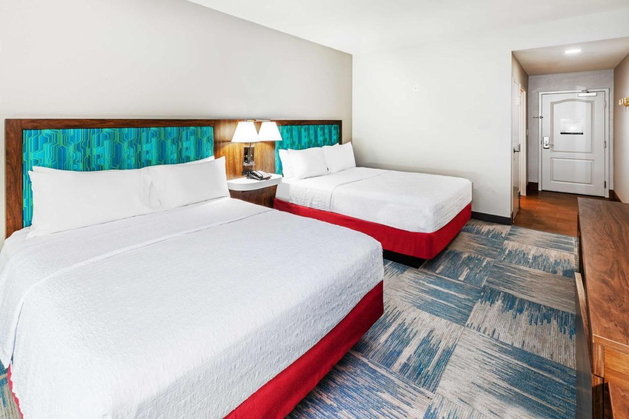 Room Two Queen Beds Non-Smoking