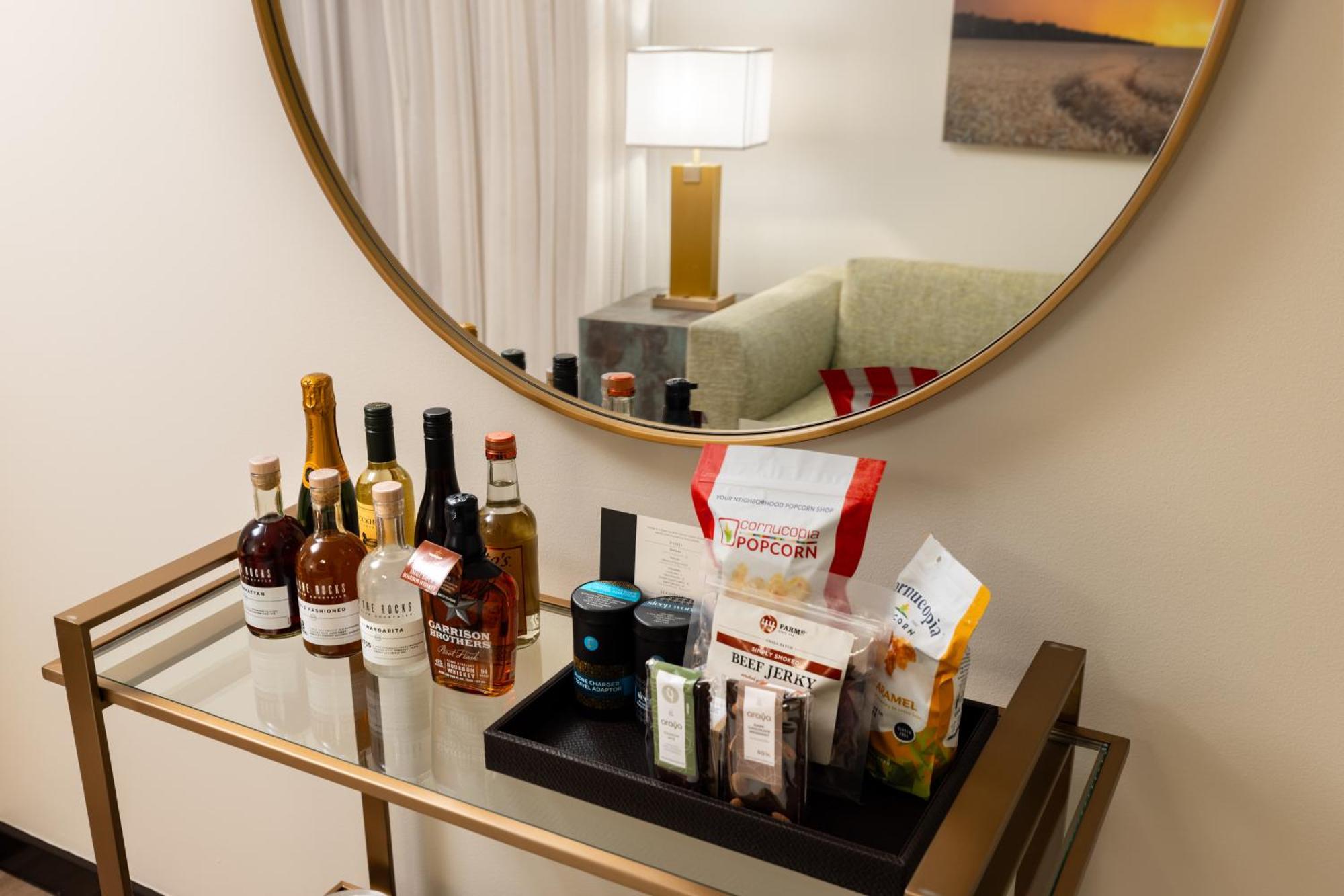 Premium King Accessible Room