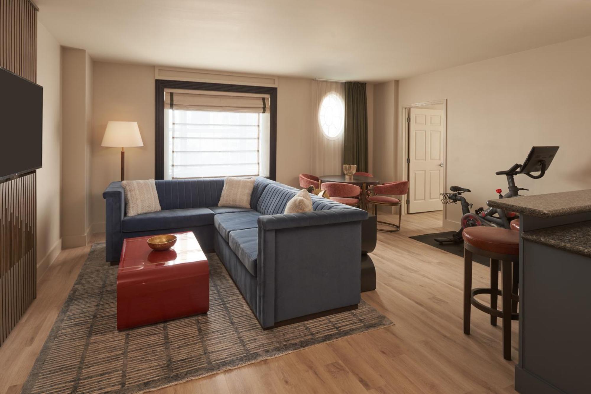 King Suite Sofa Bed