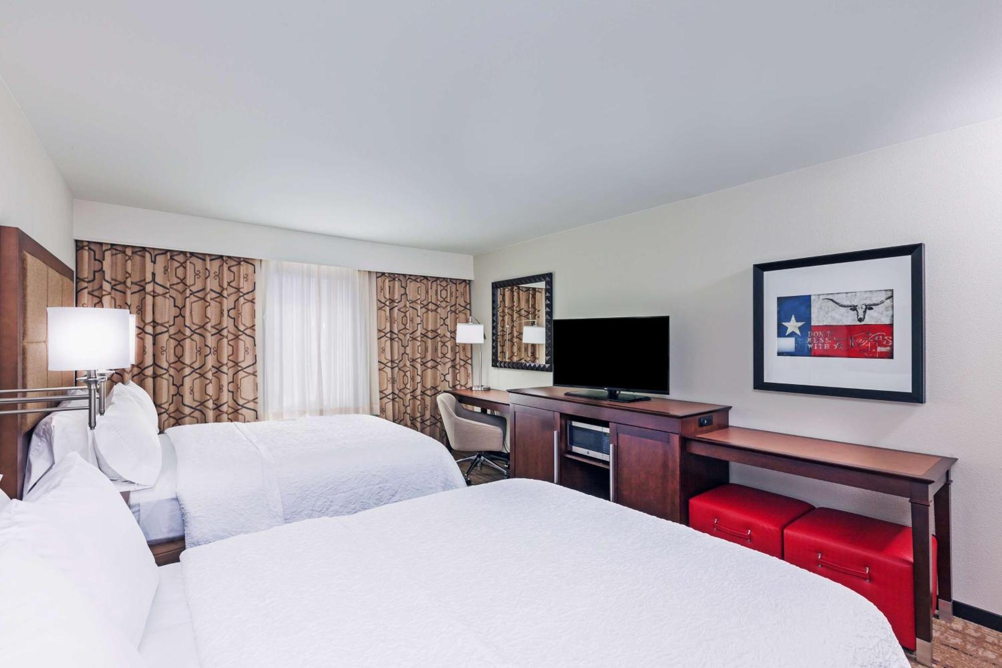 Standard Queen Room Two Queen Beds Disability Access or Non-Smoking