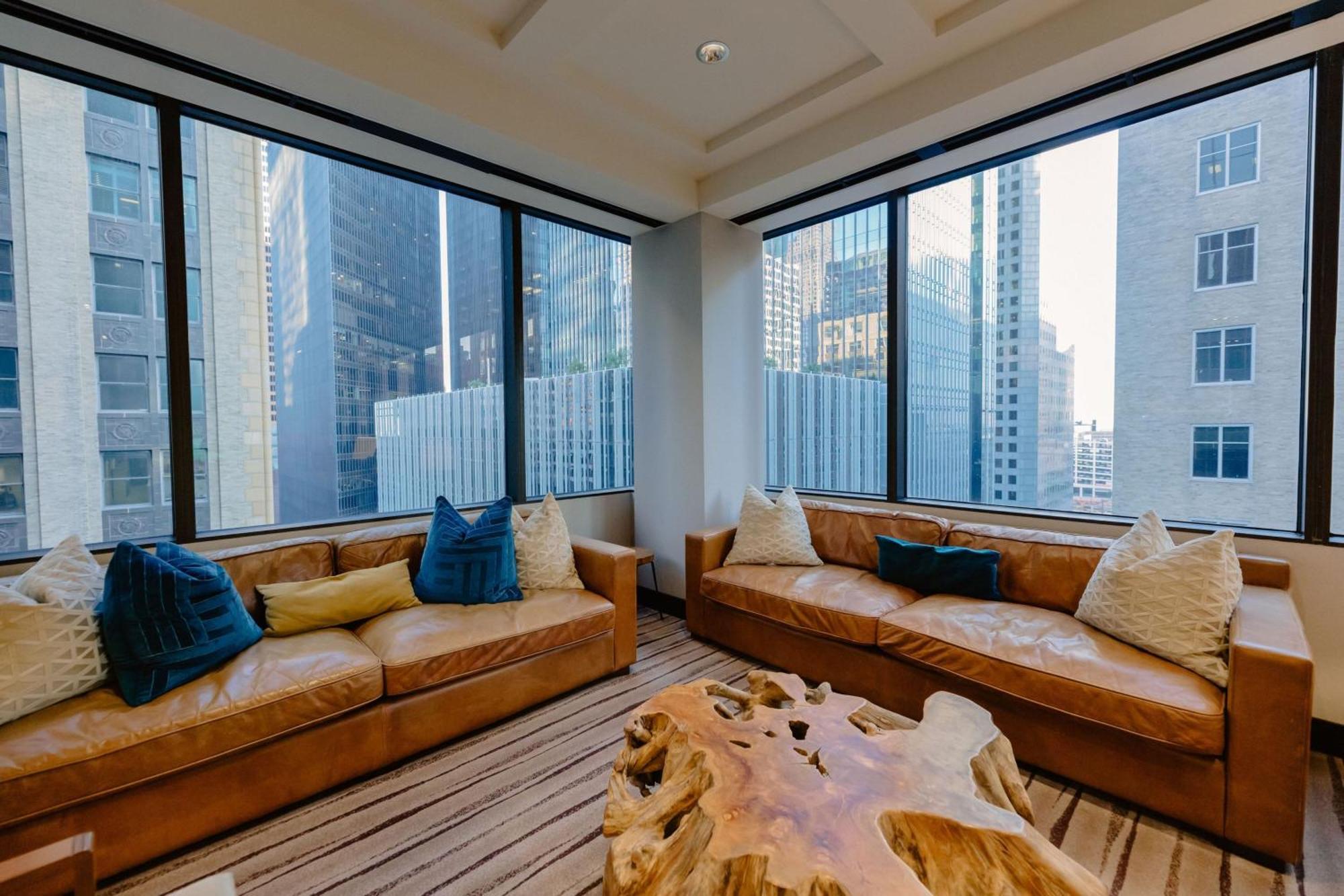 King Room Concierge Level