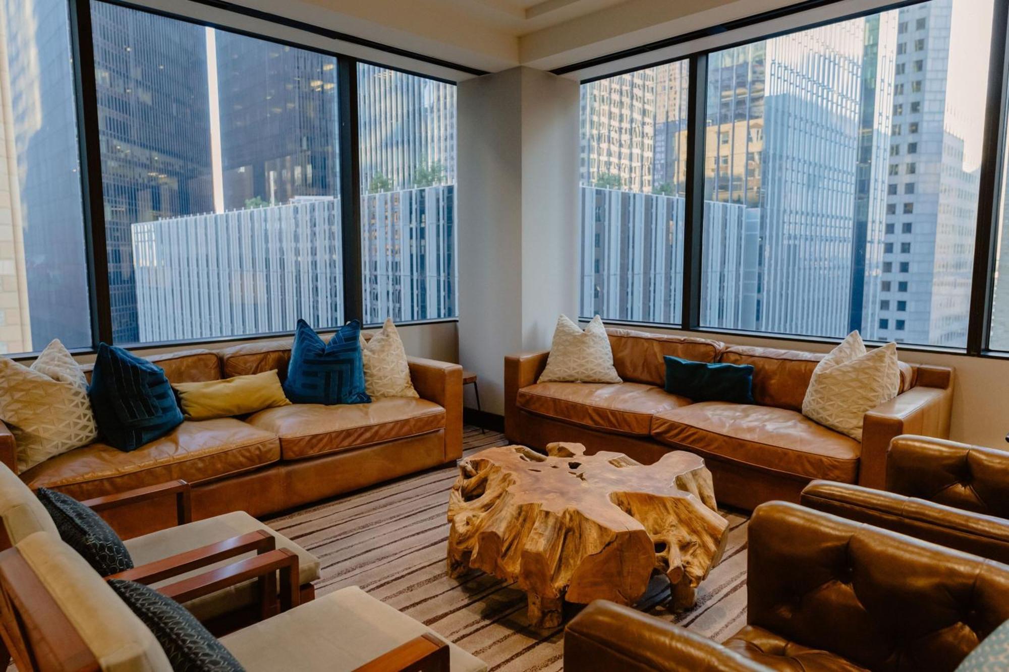 King Room Concierge Level