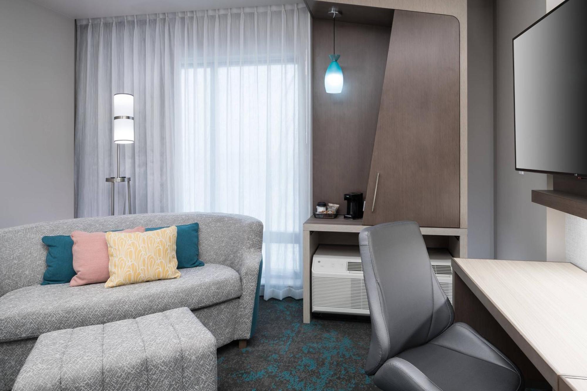 King Room Skyline View Sofa Bed