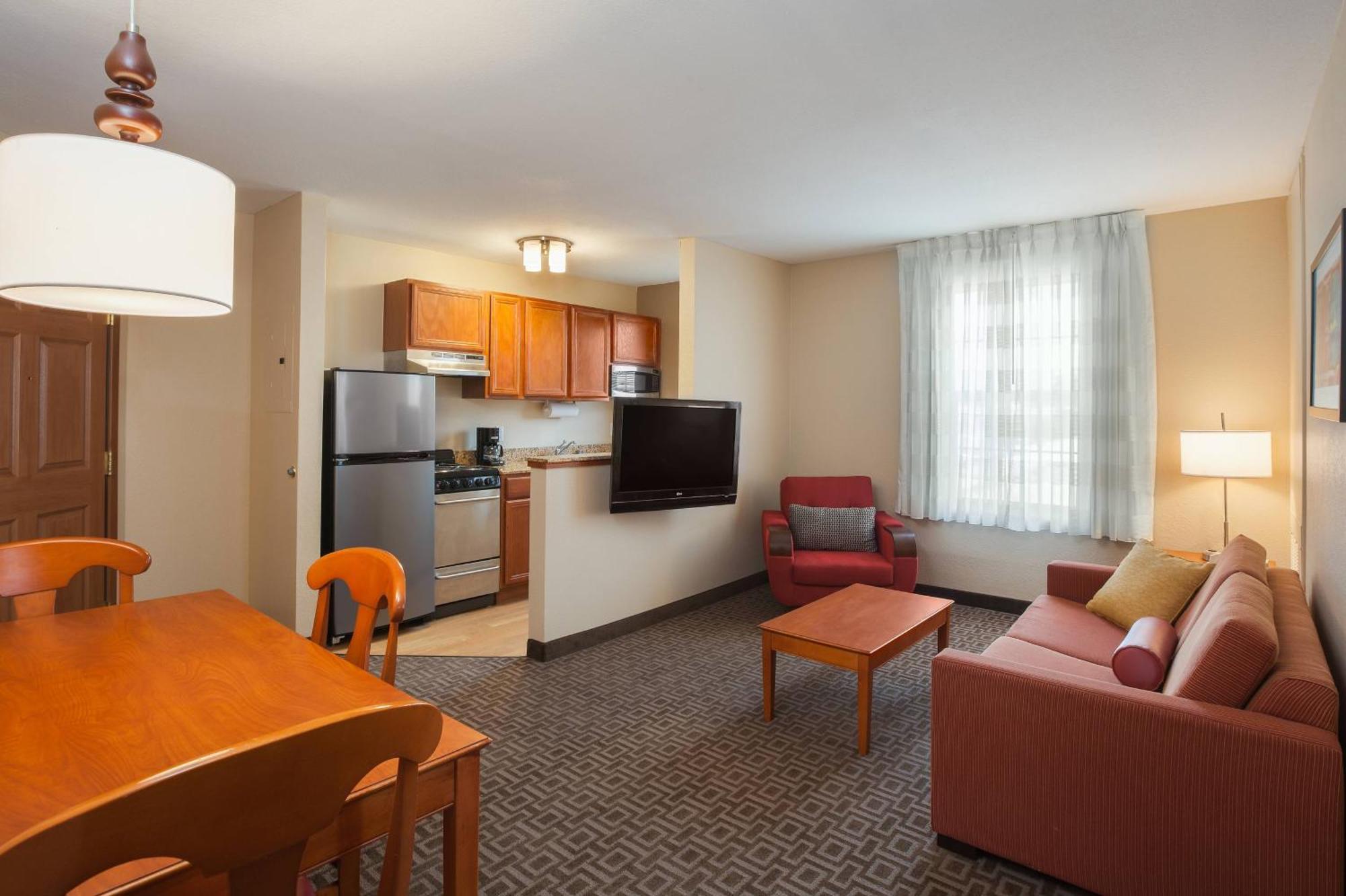 Two-Bedroom Suite