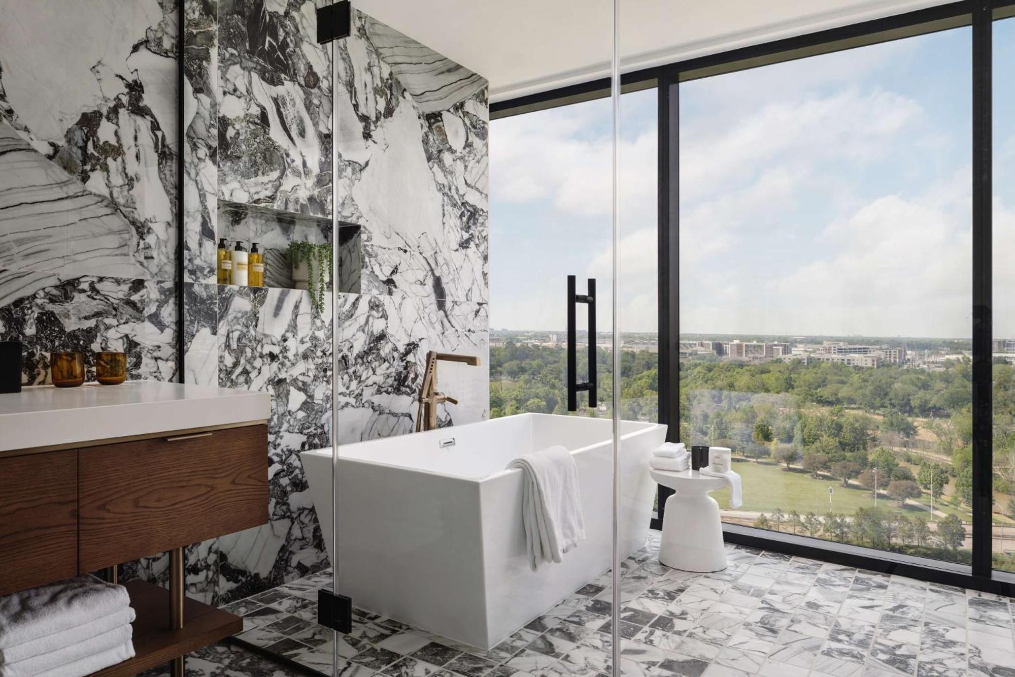 One-Bedroom Bayou Park Suite