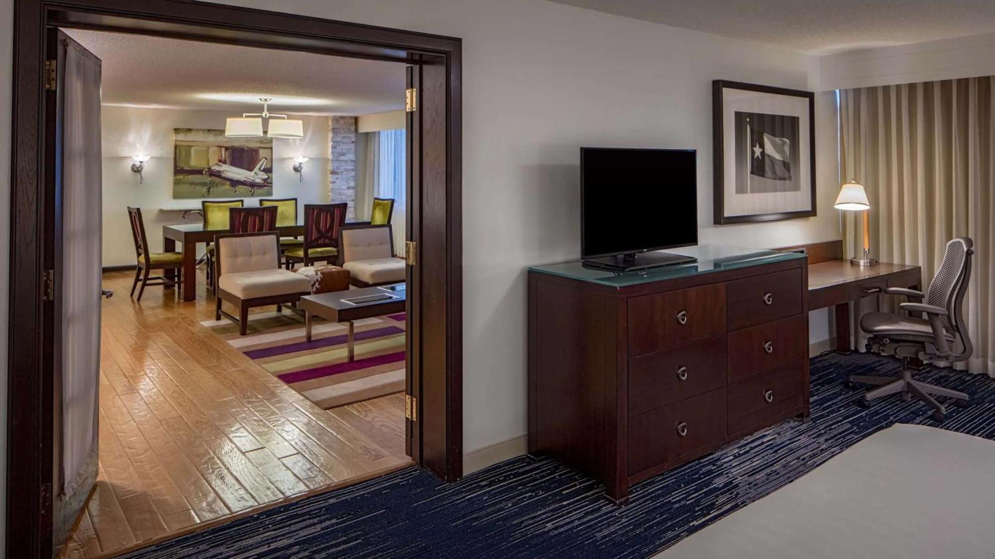 Presidential Suite,1434655540:JPEG