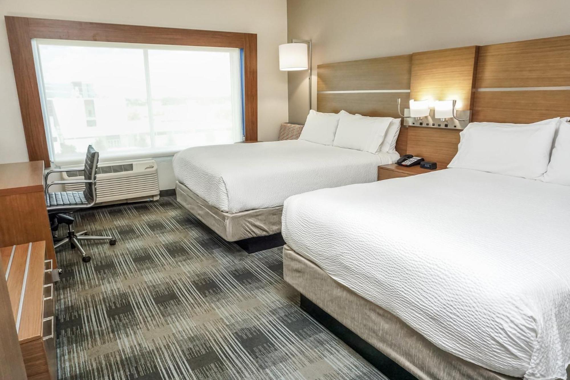 Standard Room Two Queen Beds
