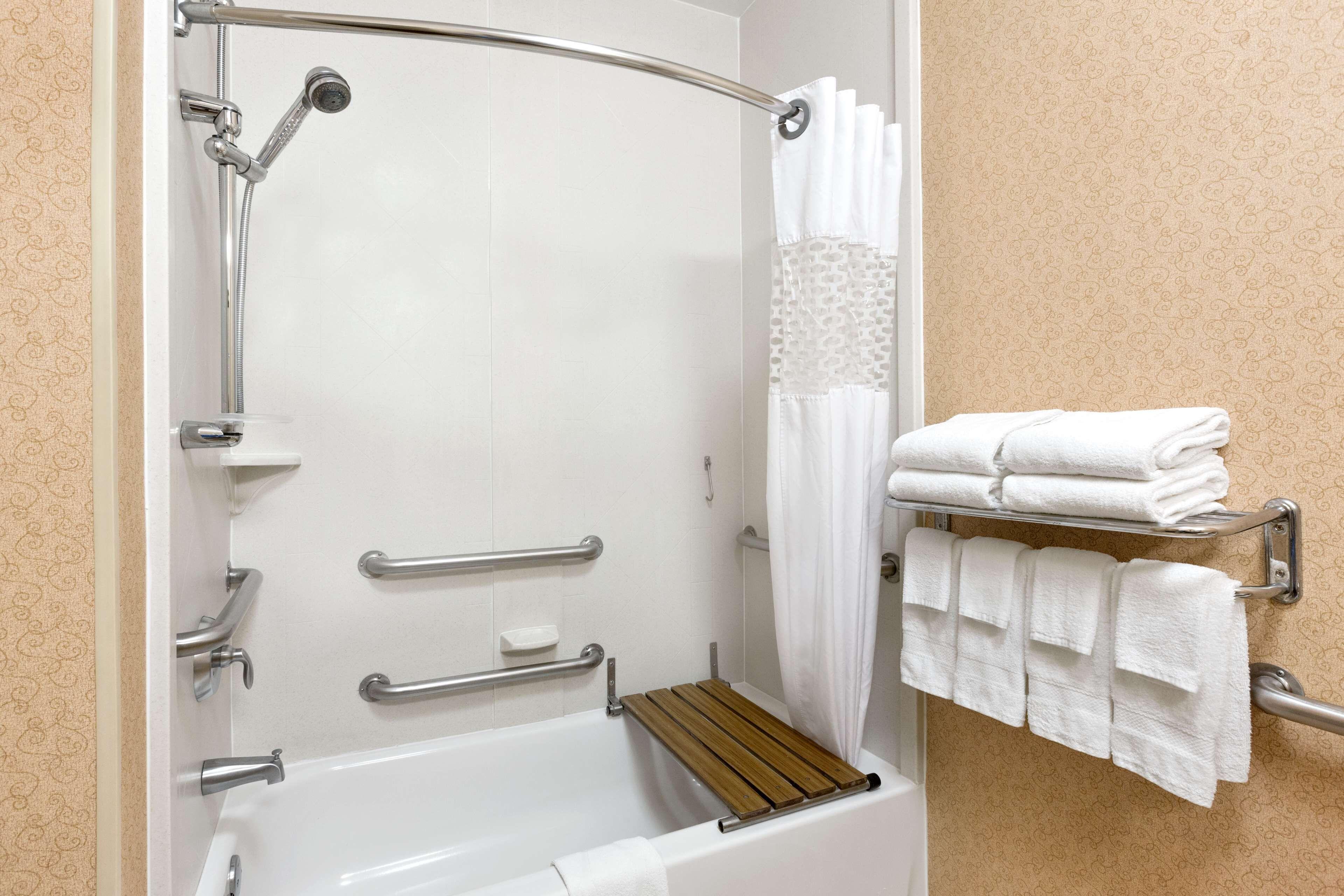 King Room Mobility Access or Non-Smoking
