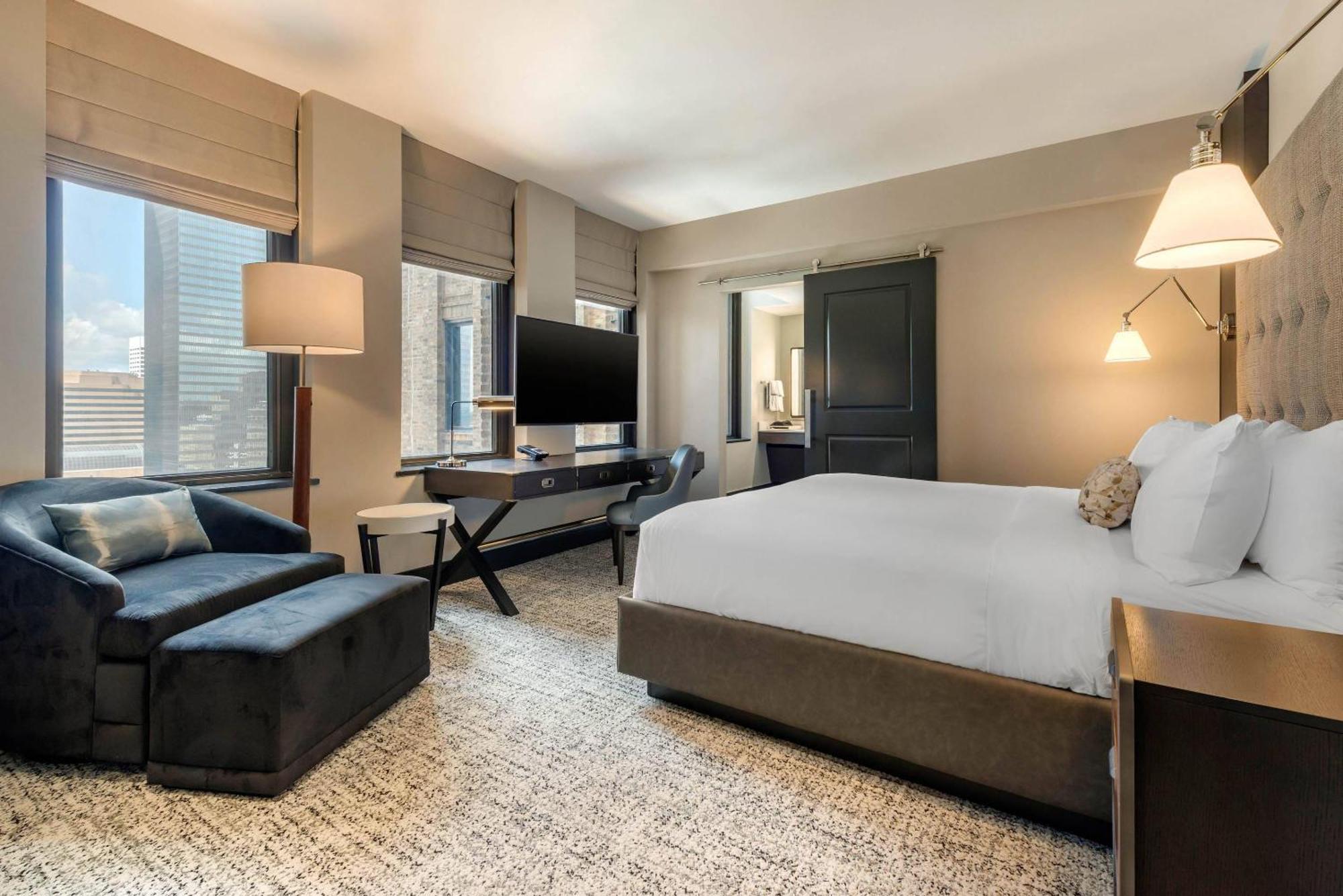 King Room Mobility Accessible or Non-Smoking