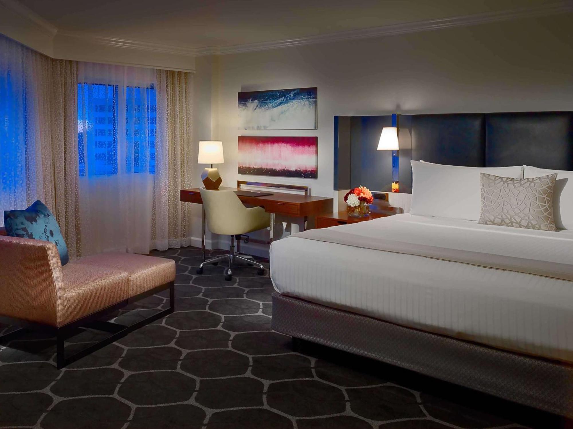 Preferred Corner King Room