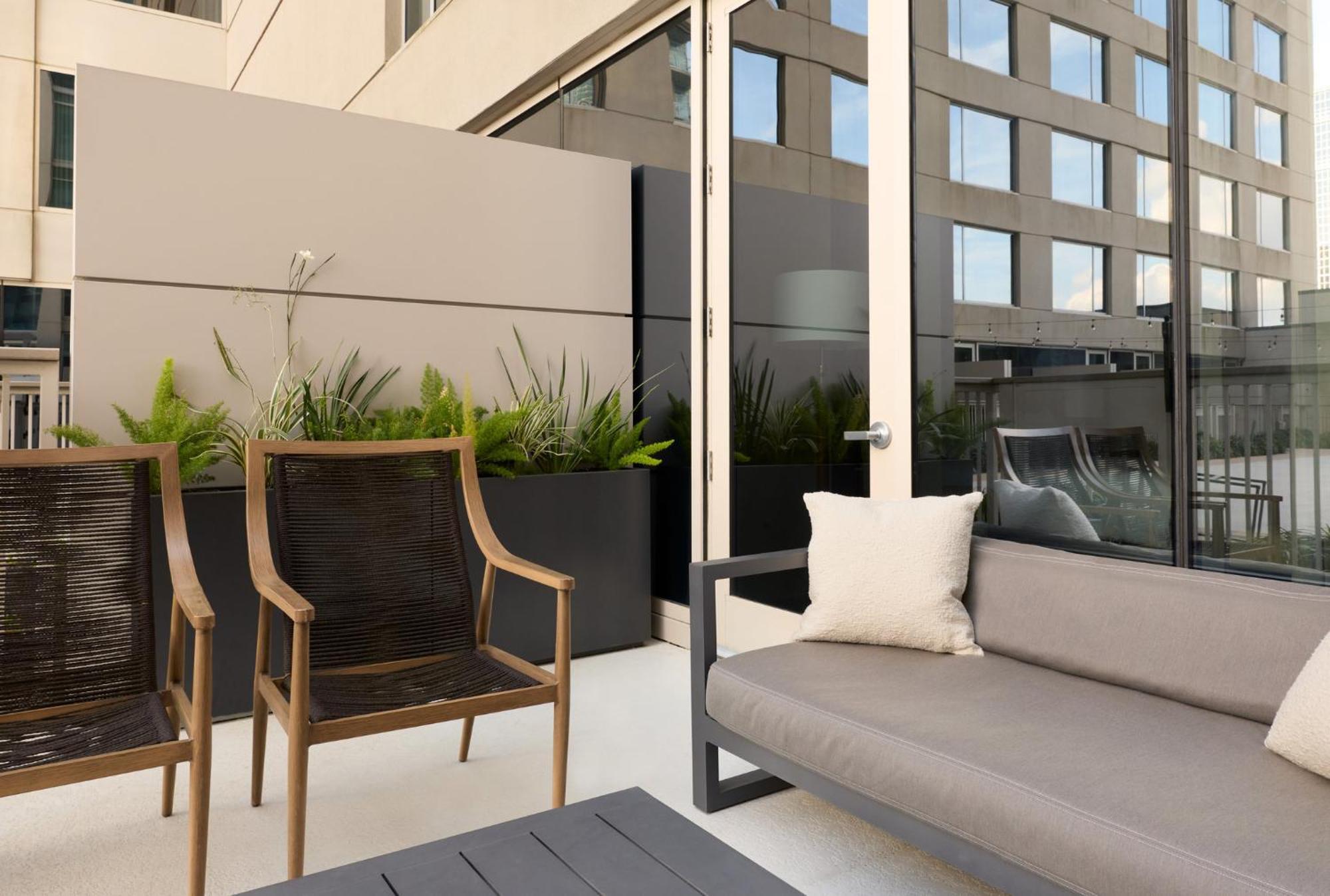 Premium pool access Two Double Beds