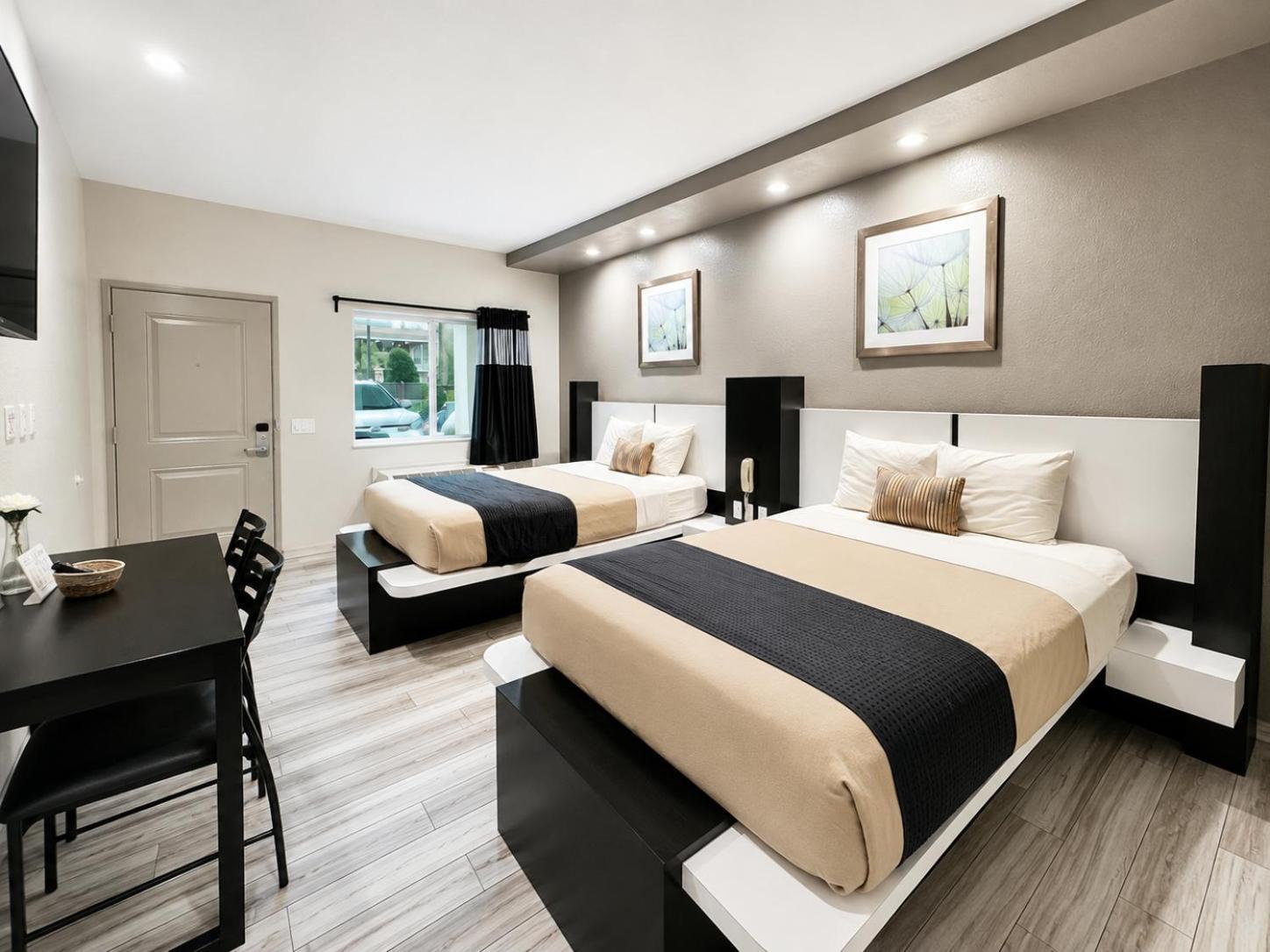 Standard Queen Room Two Queen Beds Non-Smoking