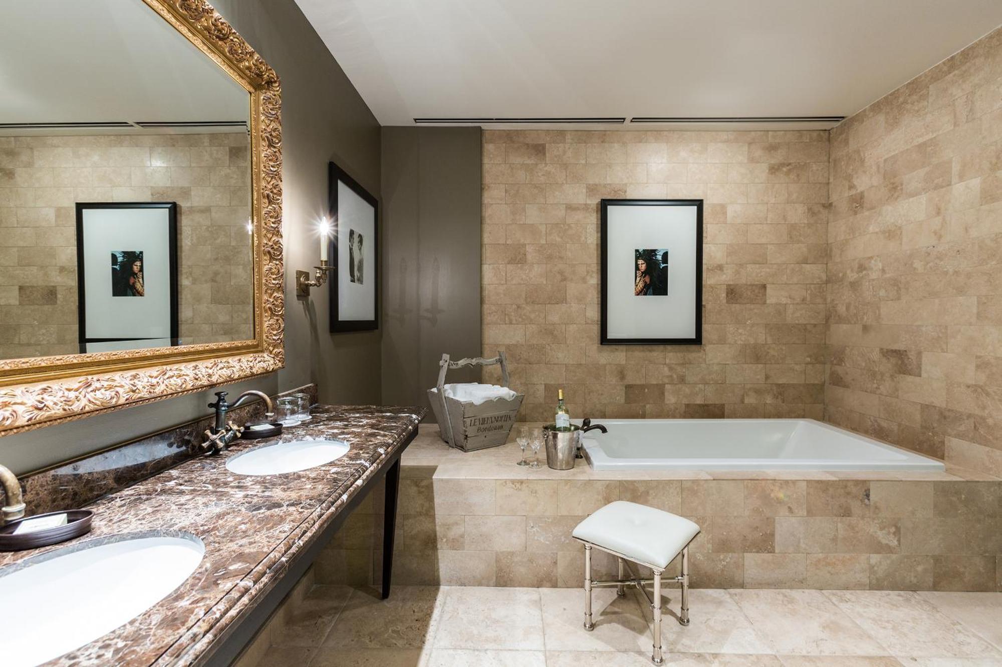 Signature Suite of Hotel's Choice