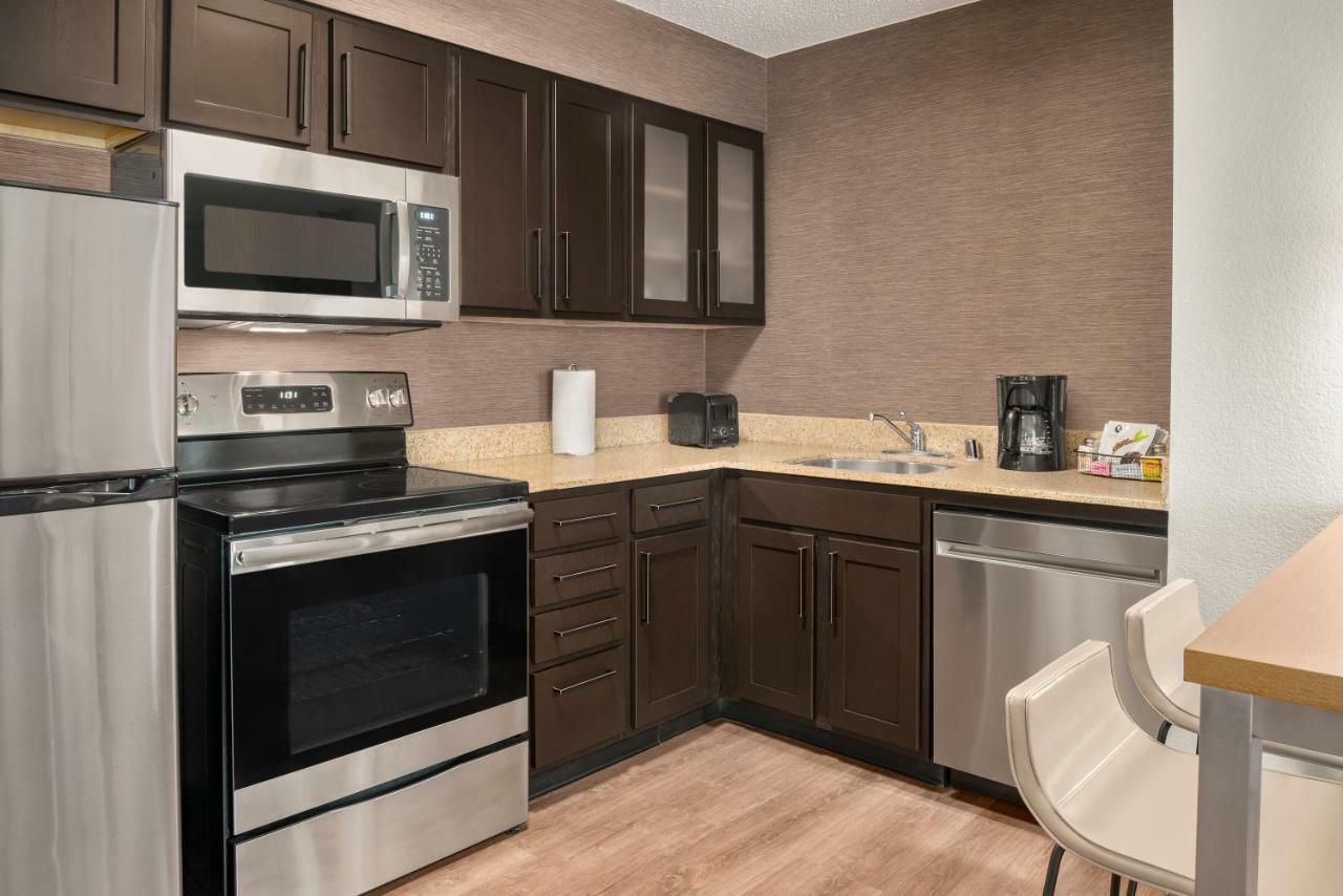 King Studio Suite