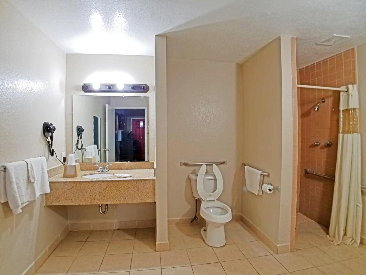 King Room - Mobility Access/Non-Smoking,1084188271:JPEG