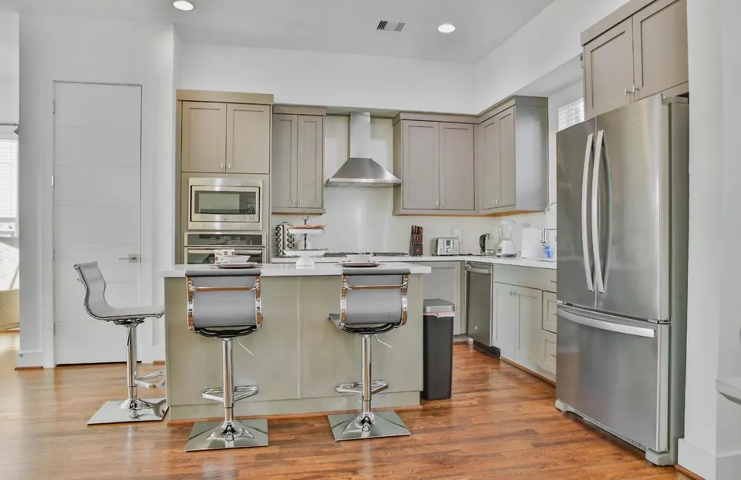 **Texas Medical Center ** Downtown ** Nrg ** Minute Maid ** Toyota Center-1