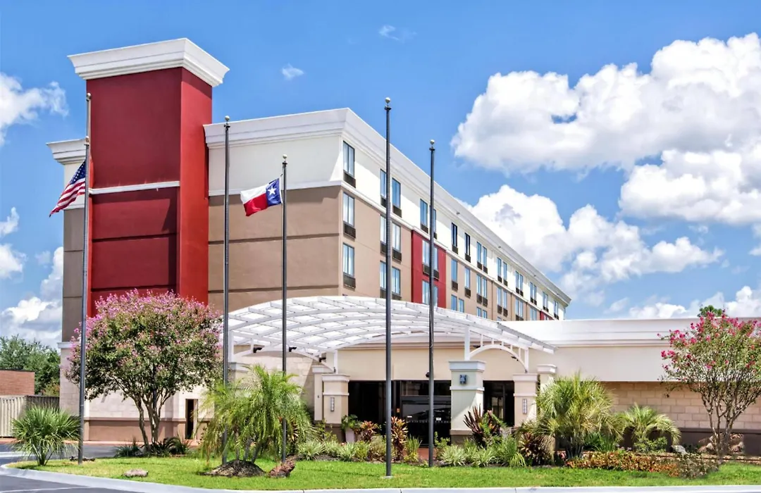 Wyndham Houston Sugarland-1