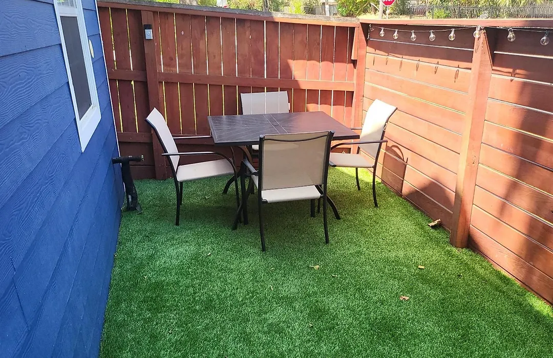 The Gawdy Den With Fast Wifi 2 Minutes From Downtown Houston!-1