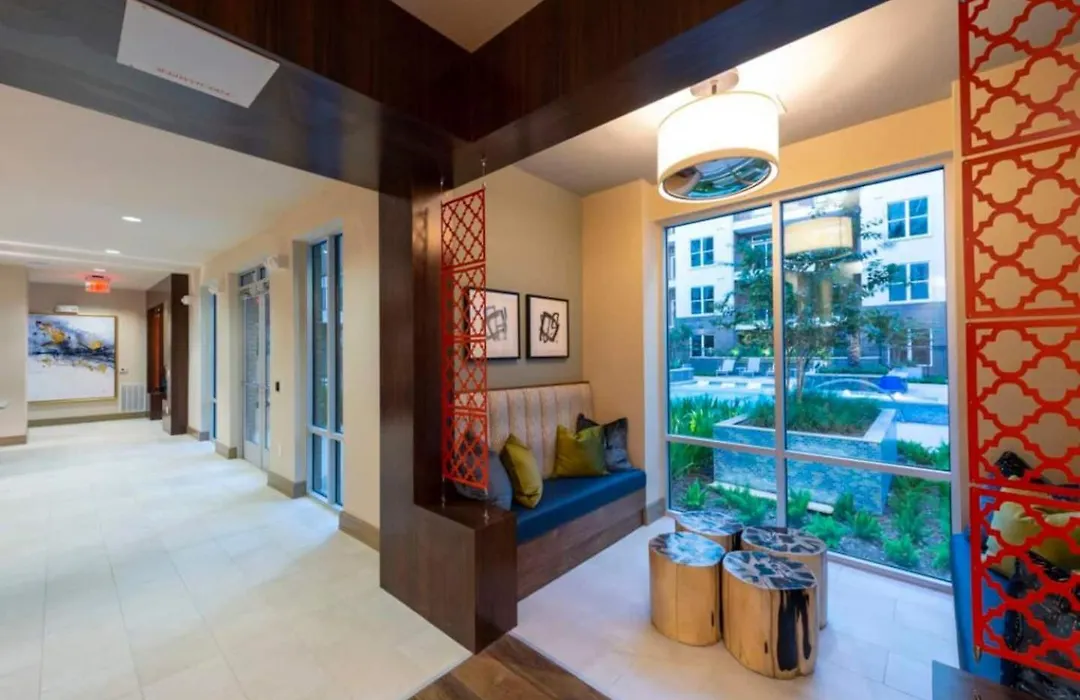 Downtown Apart 1 Bed 1 Bath Free Parking-1