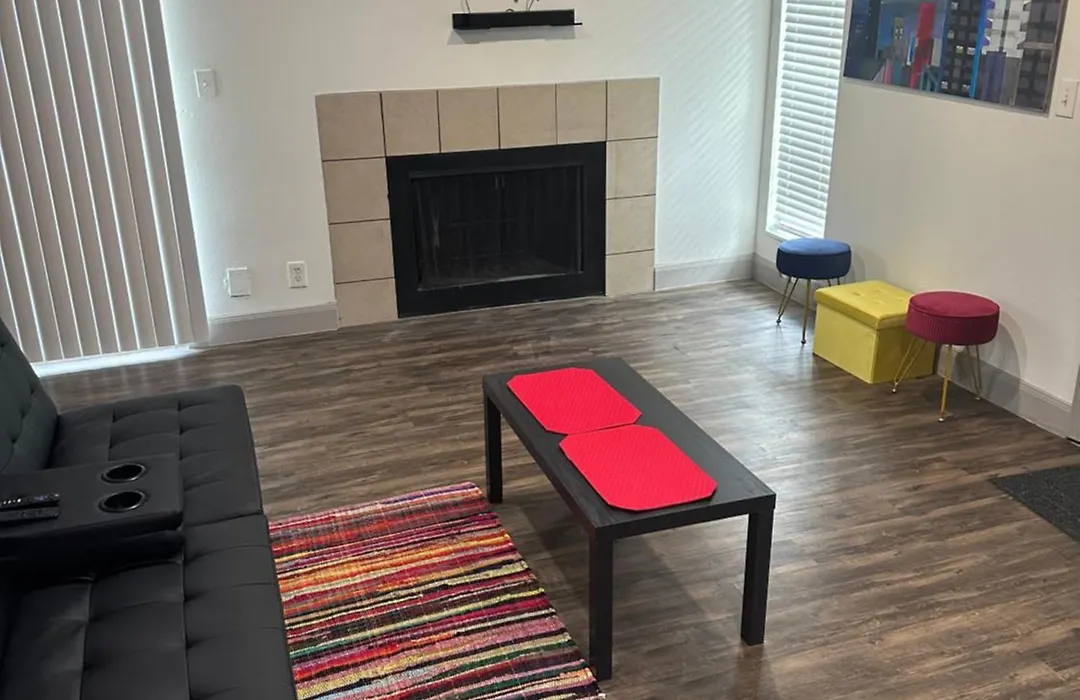 Posh Entire Unit At Nrg & Tmc-1
