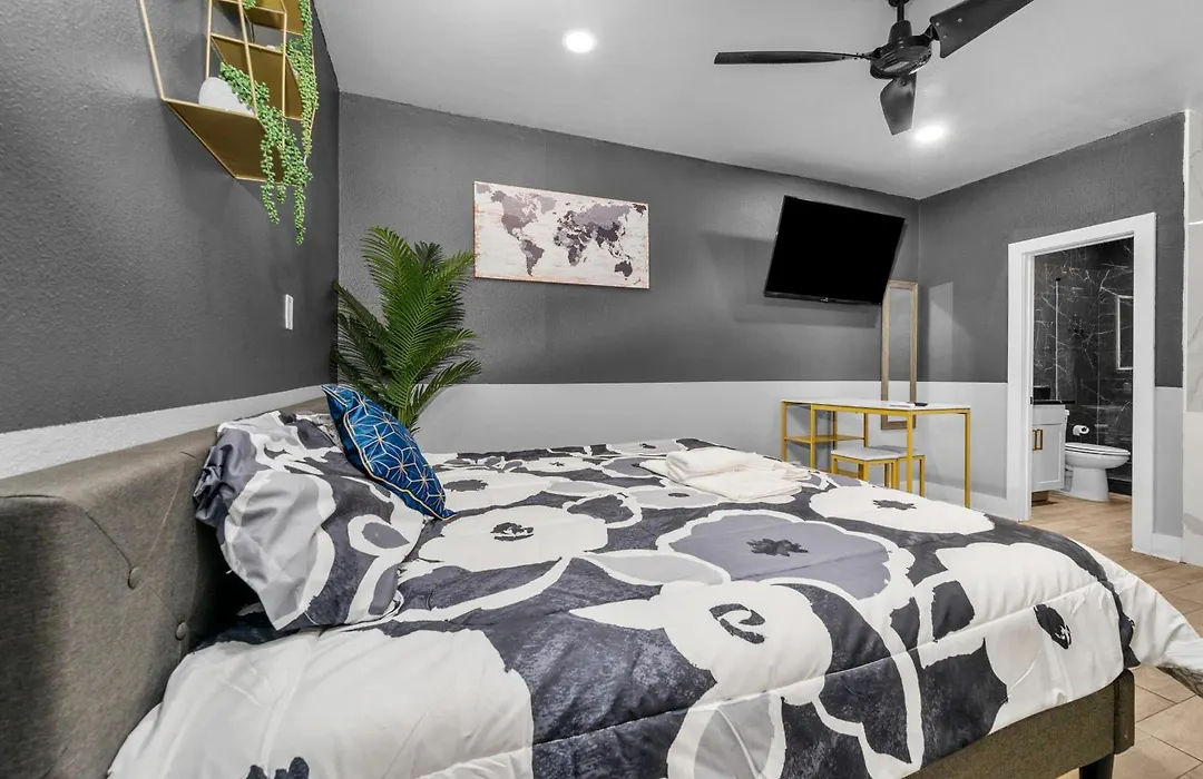 Charming Downtown Studio - Ideal Location For Exploring Houston-1