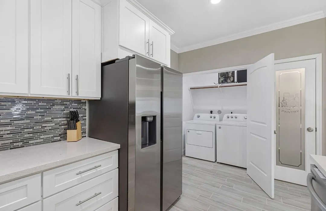 Stylish 2Bedroom Retreat-1