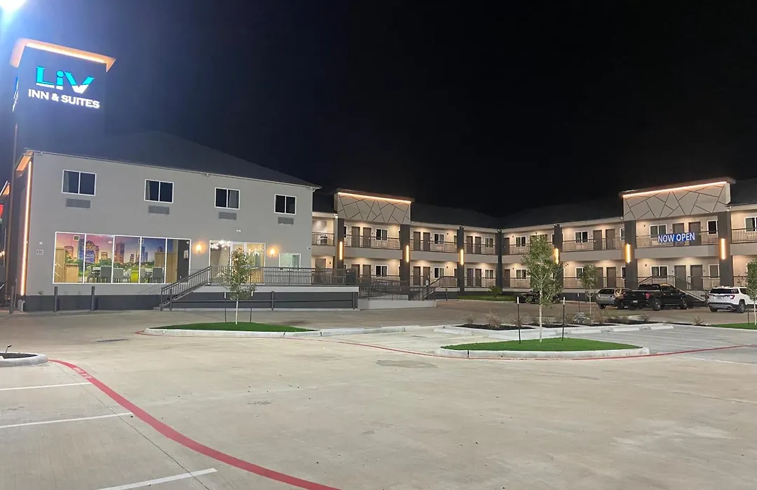 Liv Inn & Suites Houston-1