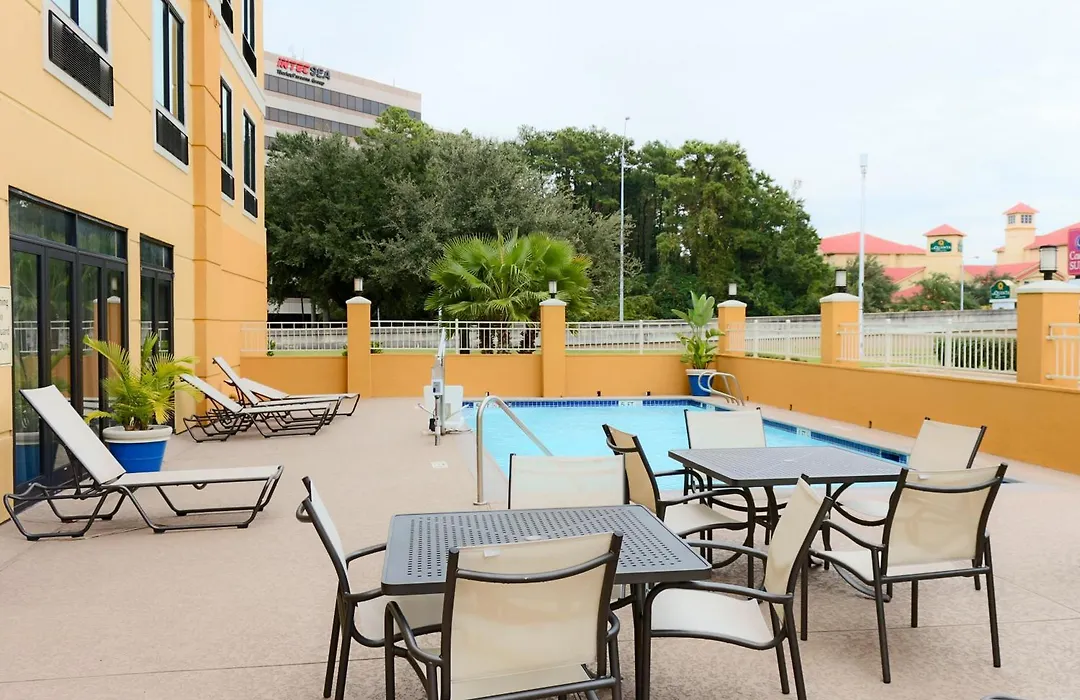 Spark By Hilton Houston Bush Intercontinental Airport-1