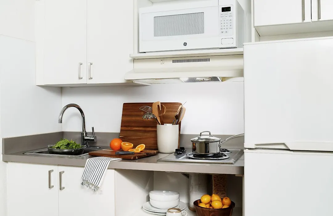 Intown Suites Extended Stay Houston Tx - Hobby Airport-1
