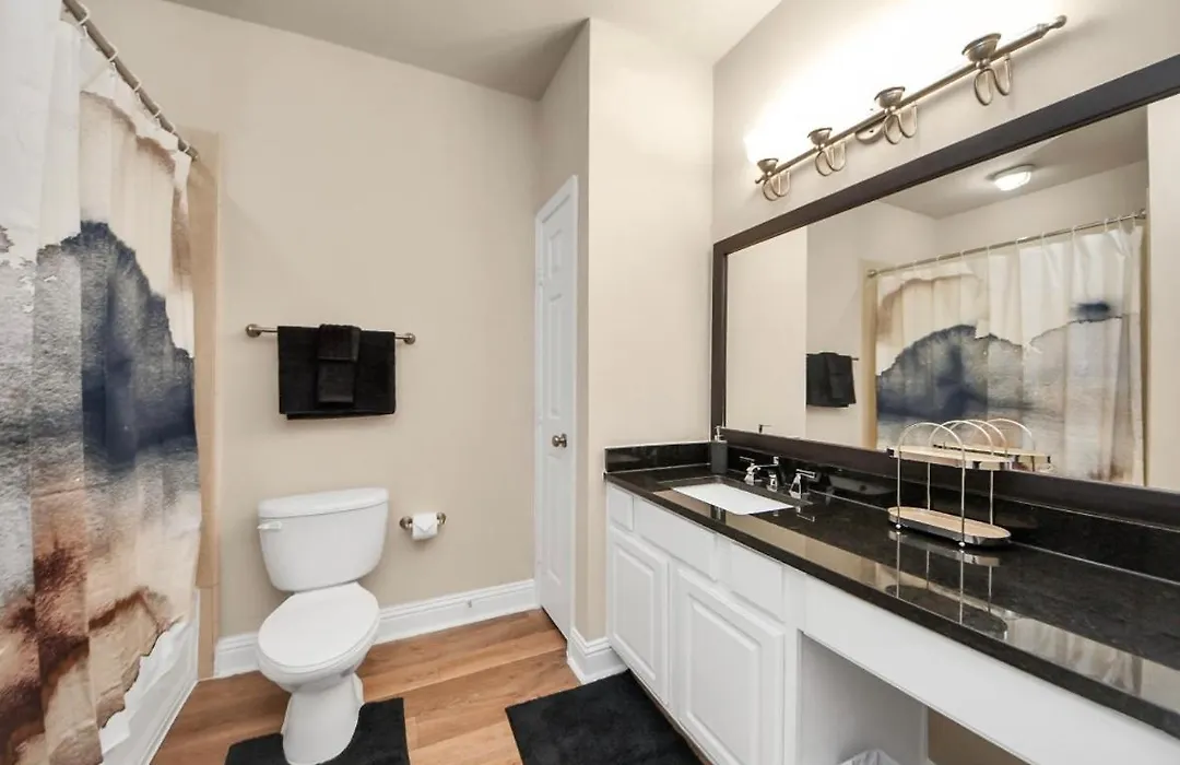 Luxury Estate-1