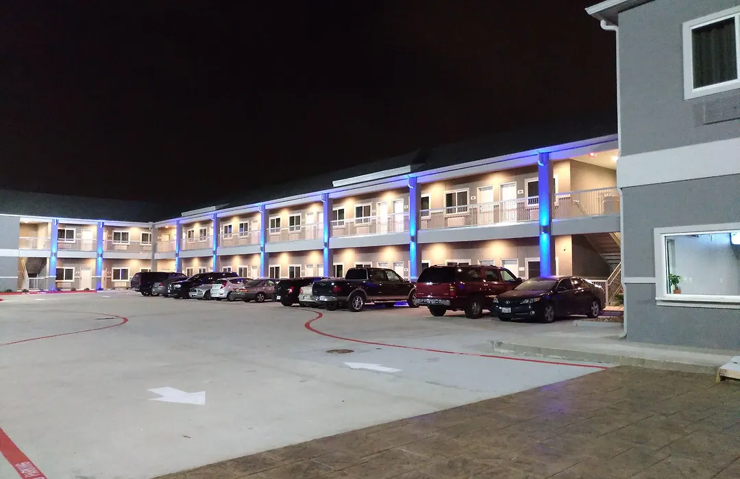 Haven Inn & Suites Downtown Houston.-1