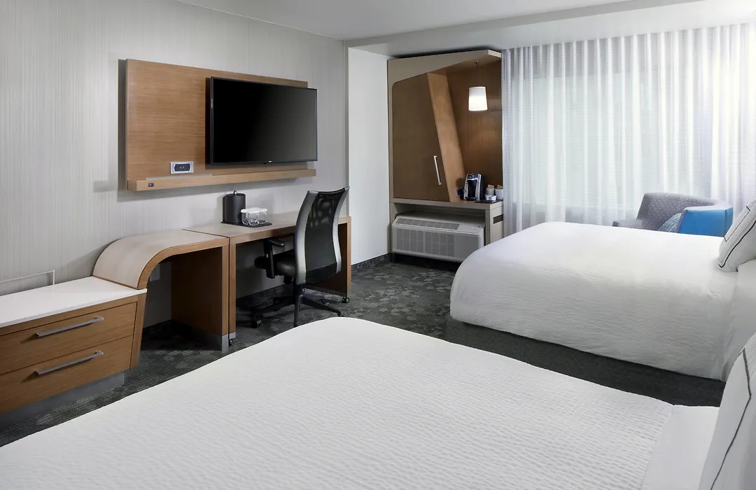Courtyard By Marriott Houston Intercontinental Airport-1