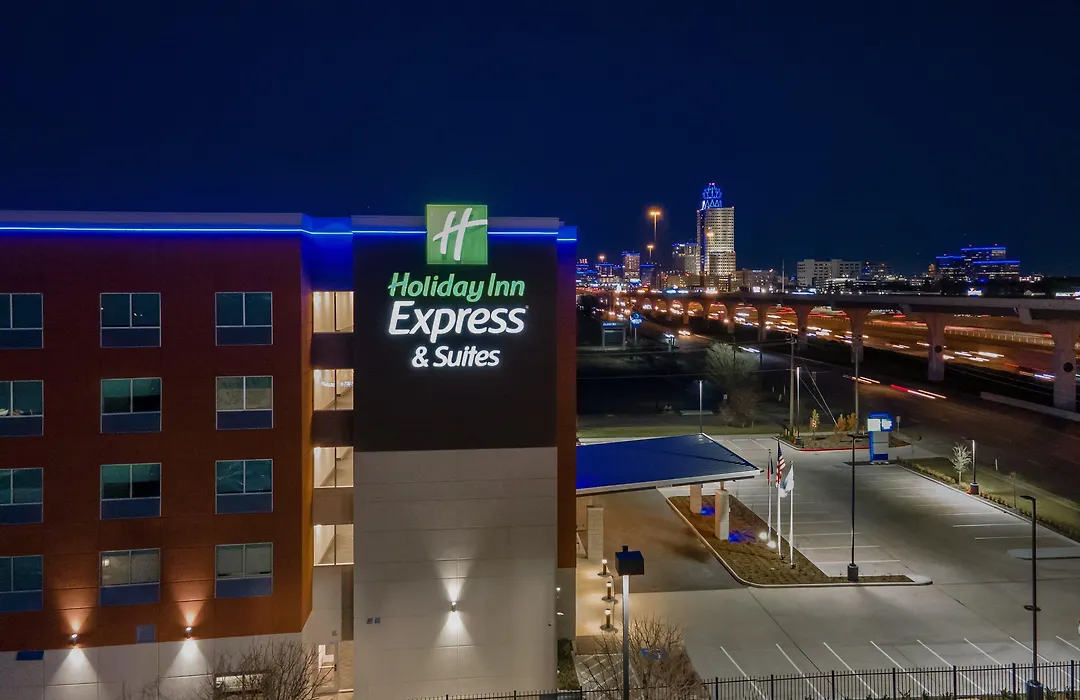 Holiday Inn Express & Suites Memorial - Citycentre By Ihg-1