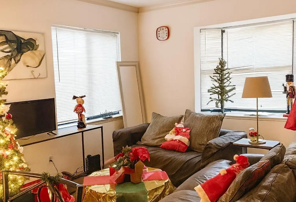 Private Room Near Downtown, Great Value-1