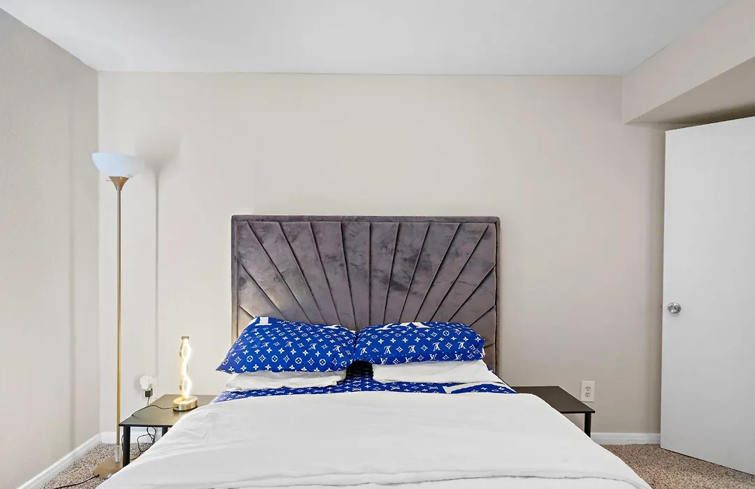 Peaceful Apartment-1