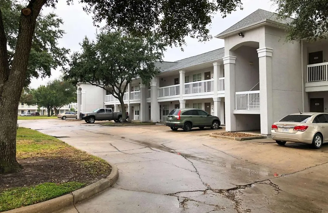 Studio 6-Houston, Tx - Westchase-1