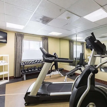 Econo Lodge Inn & Suites East Houston I-10-3