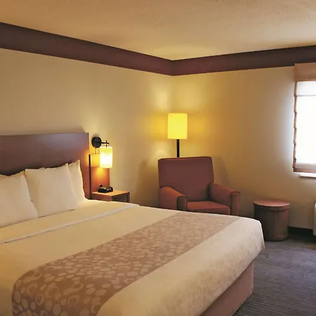 La Quinta By Wyndham Houston Southwest-2