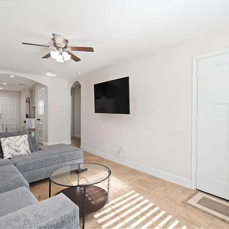 Pristine & Exquisitely Designed Apt 7 Min From Tx Med Center-3