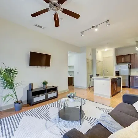 Beautiful 1Br/Nrg/Pool/Wi-Fi/Petsok/Garage Parking-2
