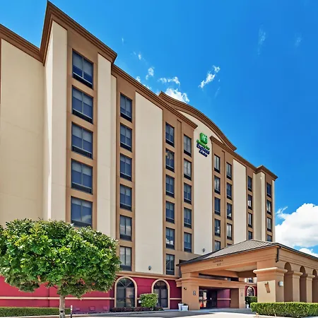 Holiday Inn Express & Suites Houston - Memorial Park Area By Ihg-2