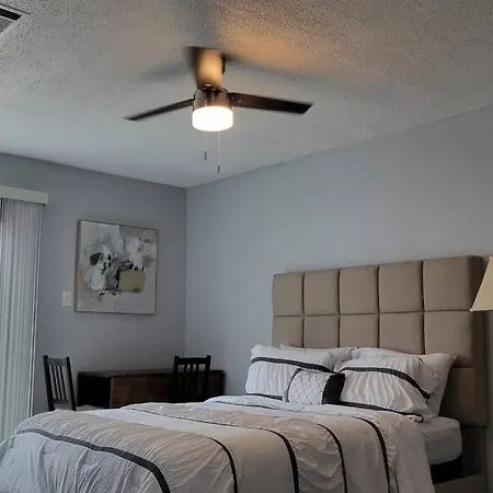 Spacious N Cozy 3 Bedroom // 15 Min From Downtown-3