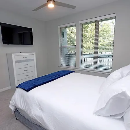 Comfortable Getaway Downtown Htx-2