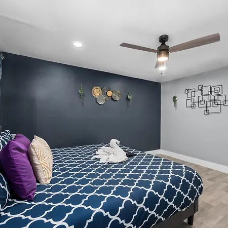 Cozy Galleria Apt Near Uptown With Free Park-2