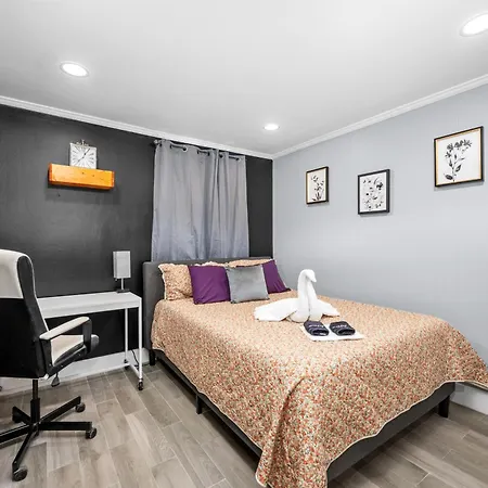Charming Urban Studio Near Rice University & Museum District-3