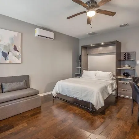 Palmer Hotel Suite Retreat In The Heart Of Houston-3